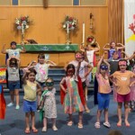 The children's VBS closing performance